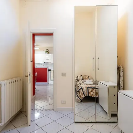 La Casina Gialla Independent House