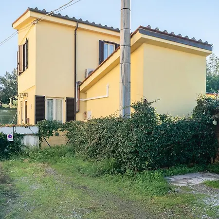 Ferienhaus La Casina Gialla Independent House
